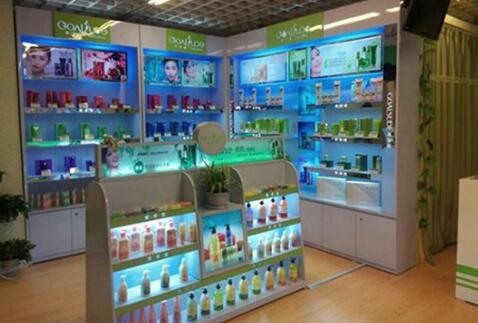重慶化妝品加盟與零售 機(jī)遇與挑戰(zhàn)并存的市場藍(lán)海